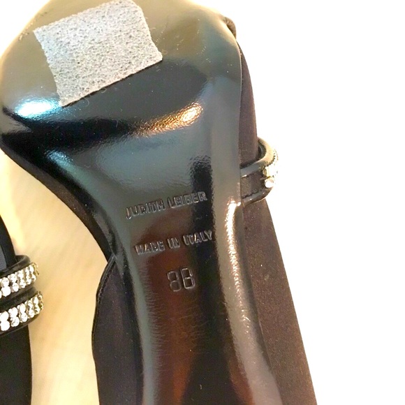 Judith Leiber Crystal Black Satin Swarovski 👠 8B - Picture 7 of 8